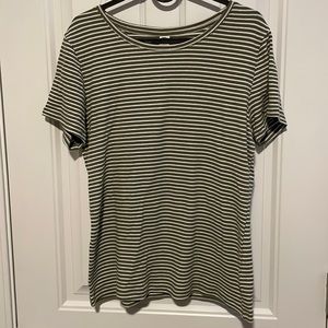 Green and white striped ribbed shirt - size large